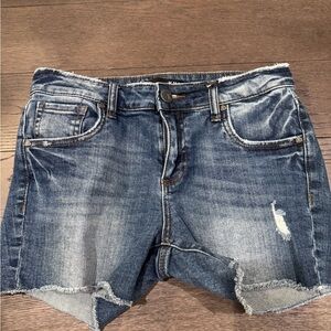 Kut from the Kloth Fray Shorts